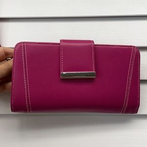 Woman's Wallet